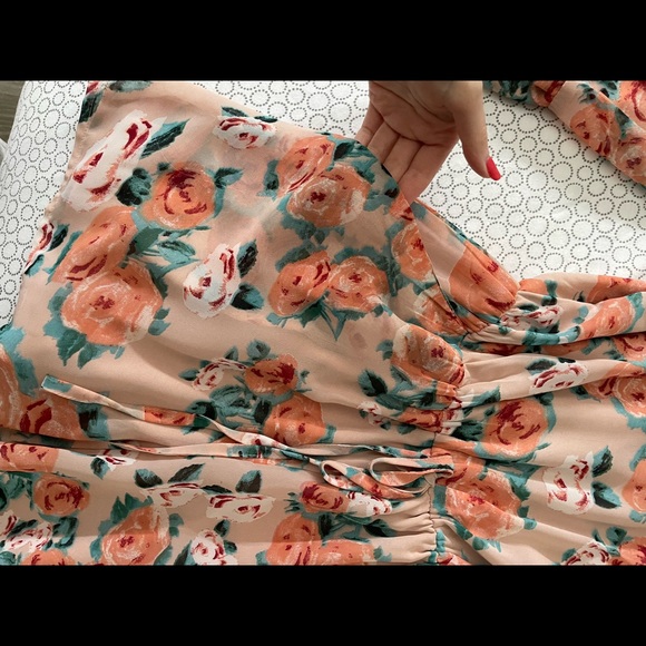 Floral Romper - Picture 4 of 5
